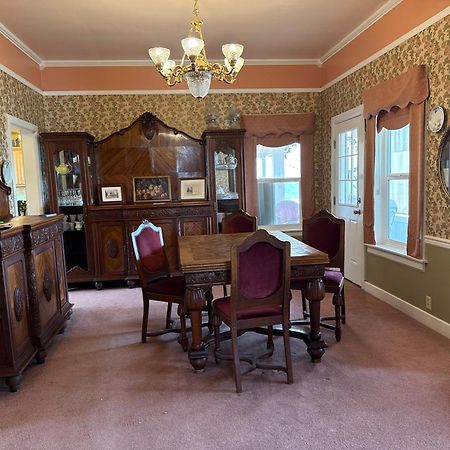 Roseberry House Bed And Breakfast Susanville Exteriör bild