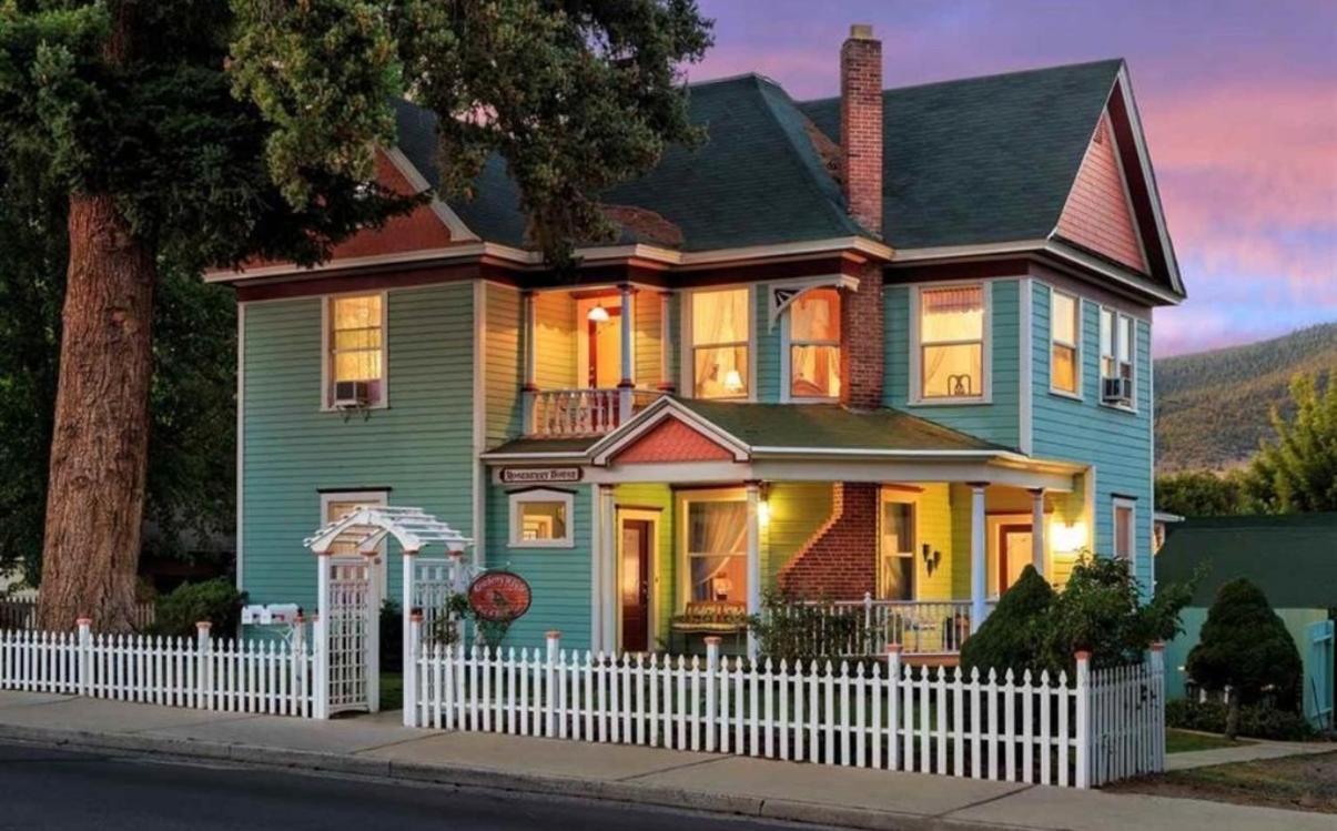 Roseberry House Bed And Breakfast Susanville Exteriör bild