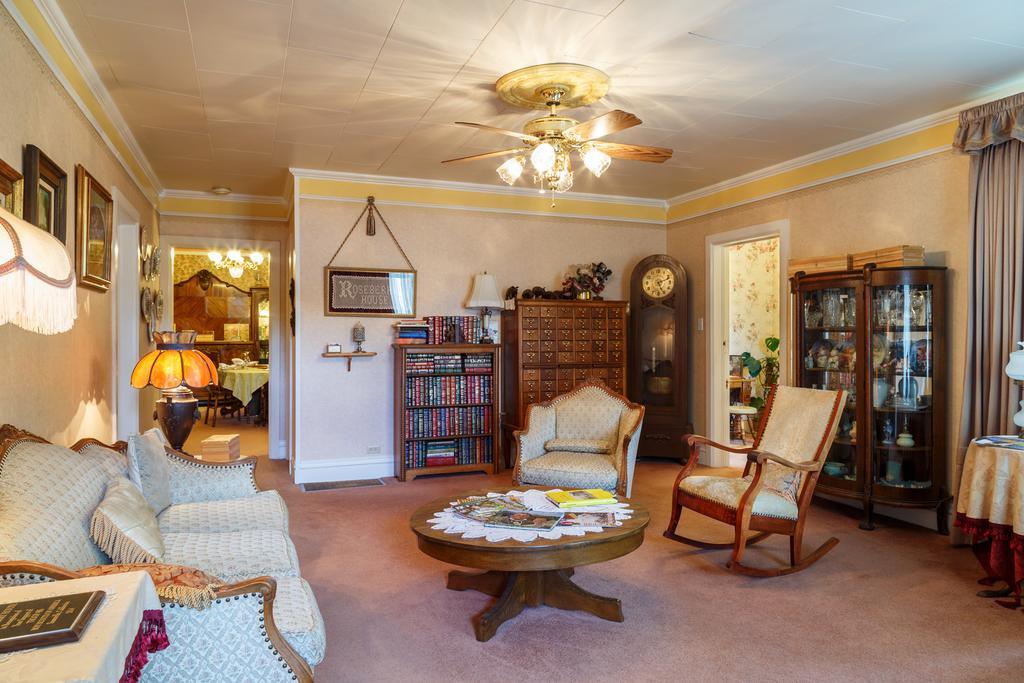 Roseberry House Bed And Breakfast Susanville Exteriör bild