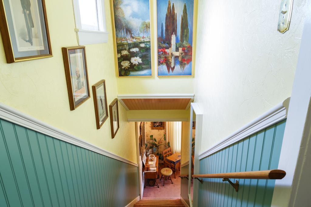 Roseberry House Bed And Breakfast Susanville Exteriör bild