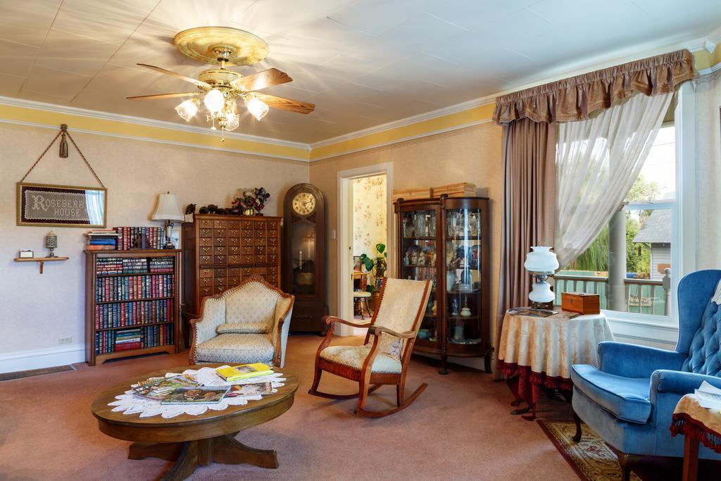 Roseberry House Bed And Breakfast Susanville Exteriör bild