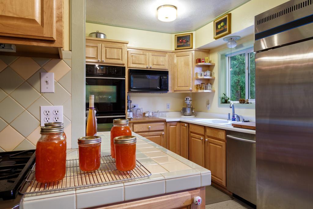 Roseberry House Bed And Breakfast Susanville Exteriör bild